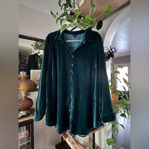 Torrid 2X Deep Teal Velvet Button-Down Shirt